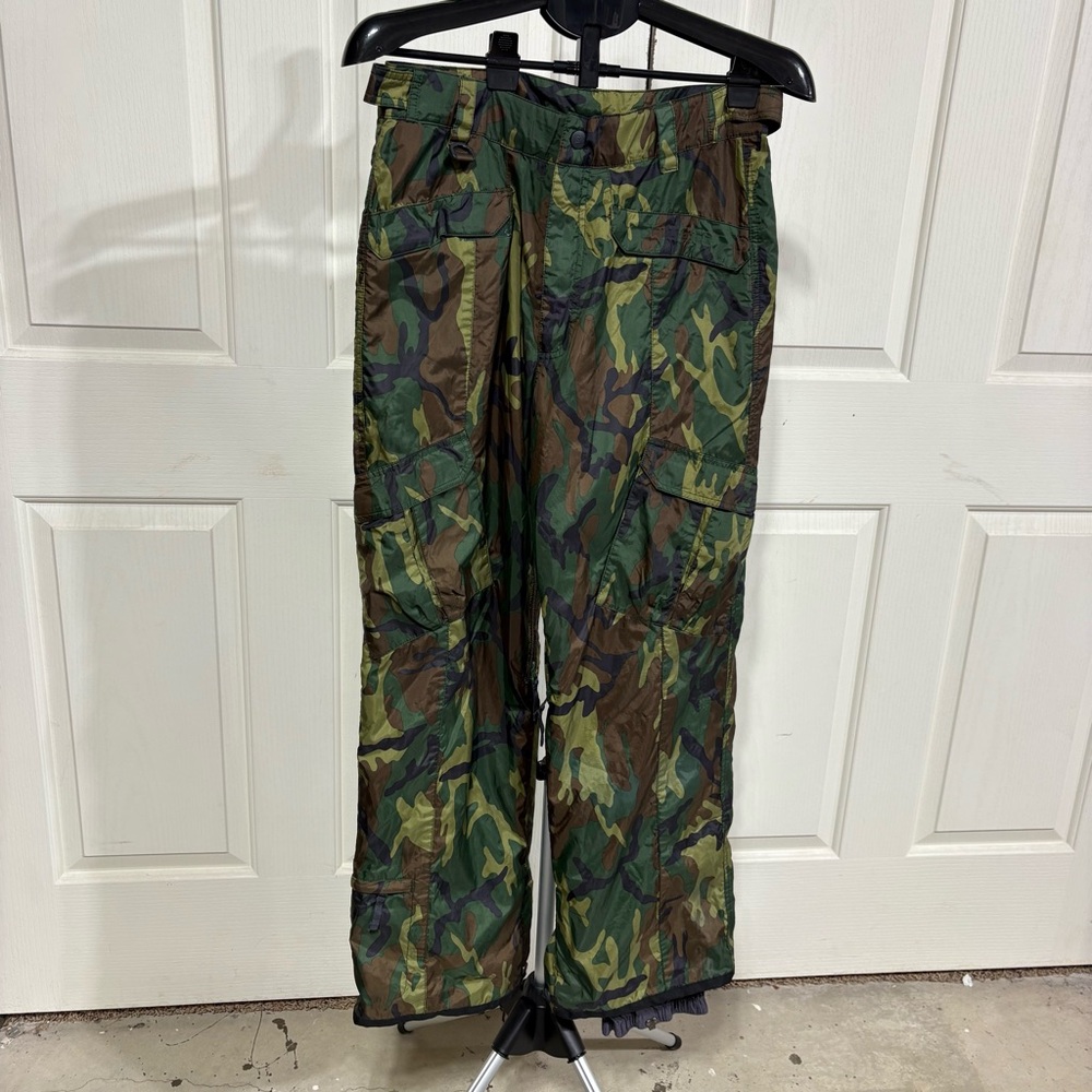 Allyance Camouflage Cargo Pants Gators Vented Outdoor Hike S 32” X 29”